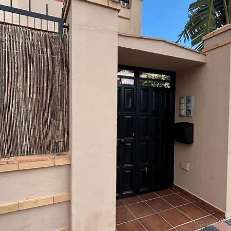 Nuevo Con Parking Y Piscina Gratis