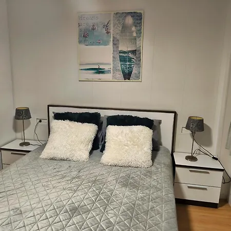 Nuevo Con Parking Y Piscina Gratis *
