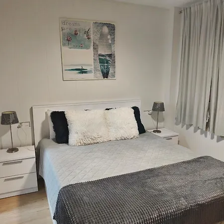 Nuevo Con Parking Y Piscina Gratis *