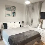 Апартаменты Nuevo Con Parking Y Piscina Gratis *