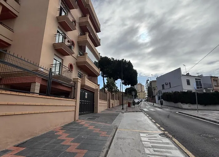 Nuevo Con Parking Y Piscina Gratis *