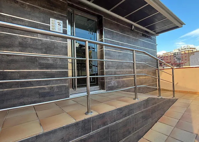 Nuevo Con Parking Y Piscina Gratis * Фуэнхирола